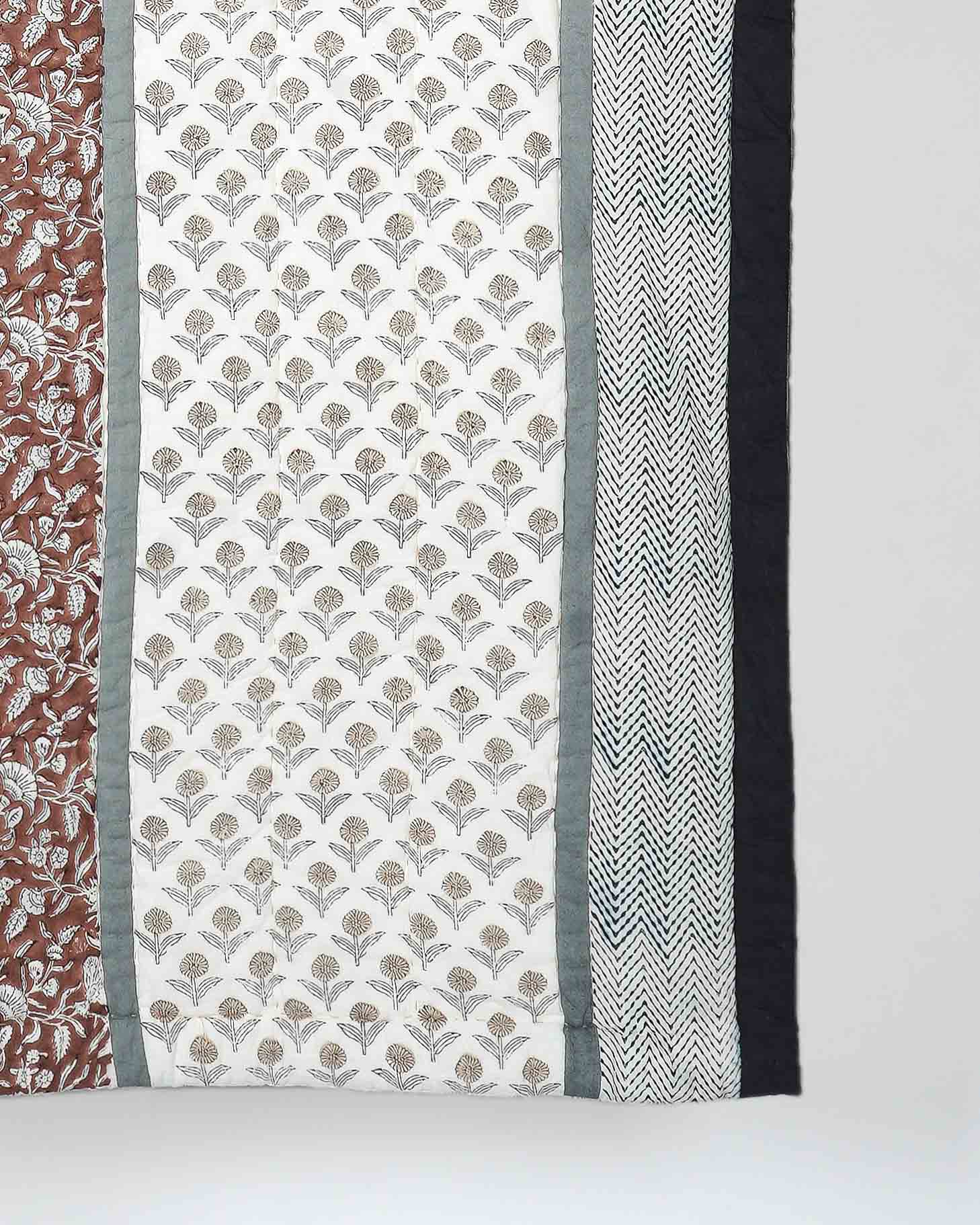 Cicava Reversible Printed Quilt