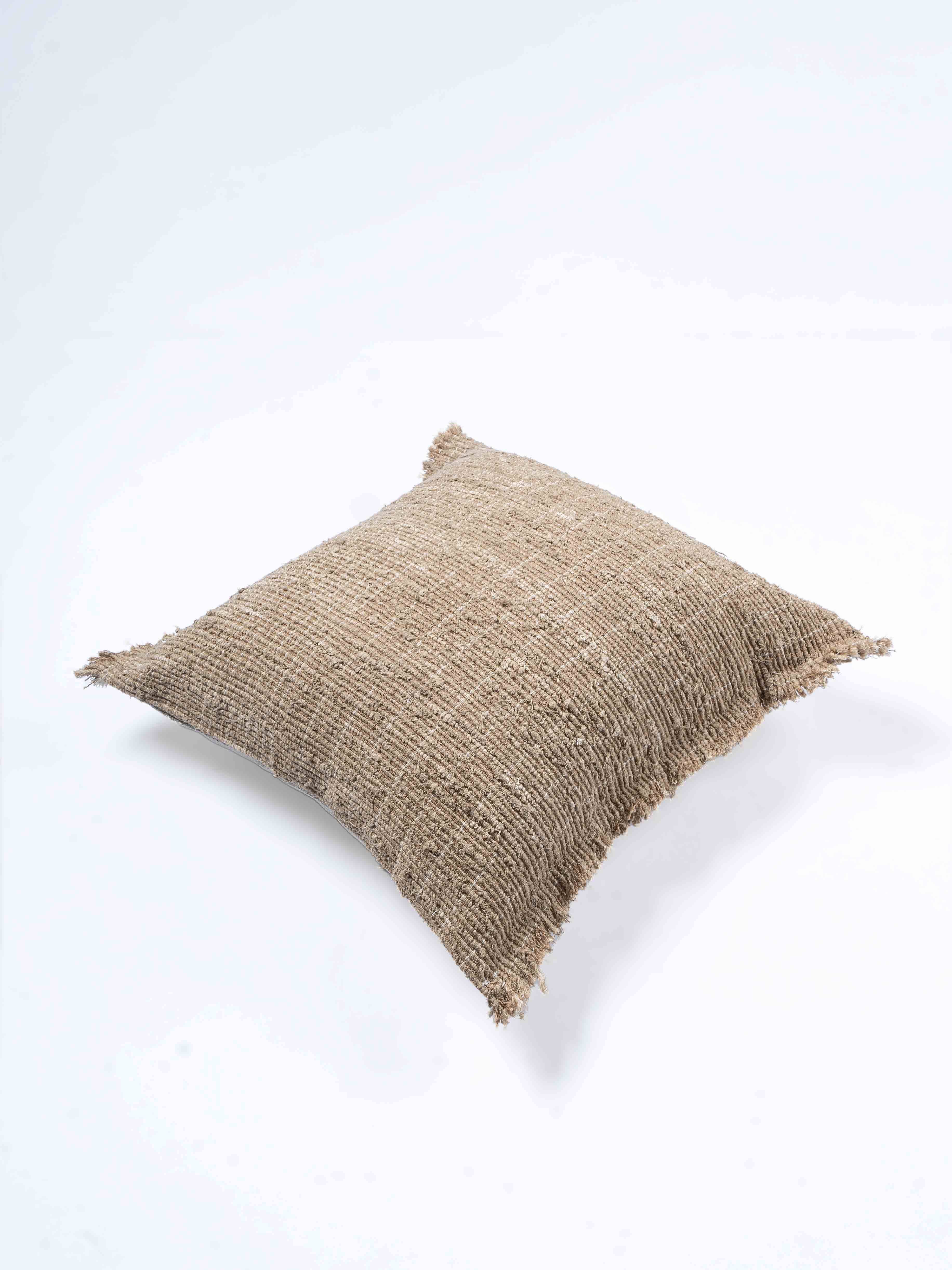 Raddiena Woven Cushion Cover