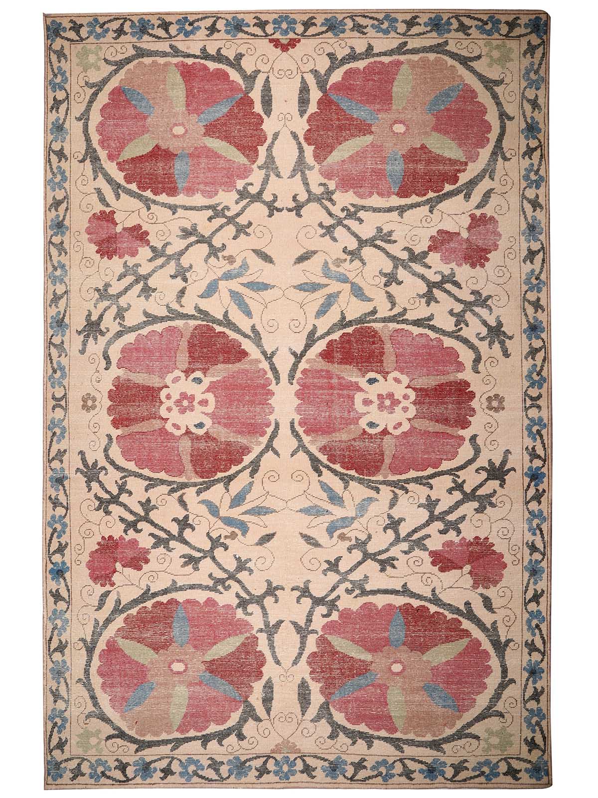 Snina Hand Knotted Carpet