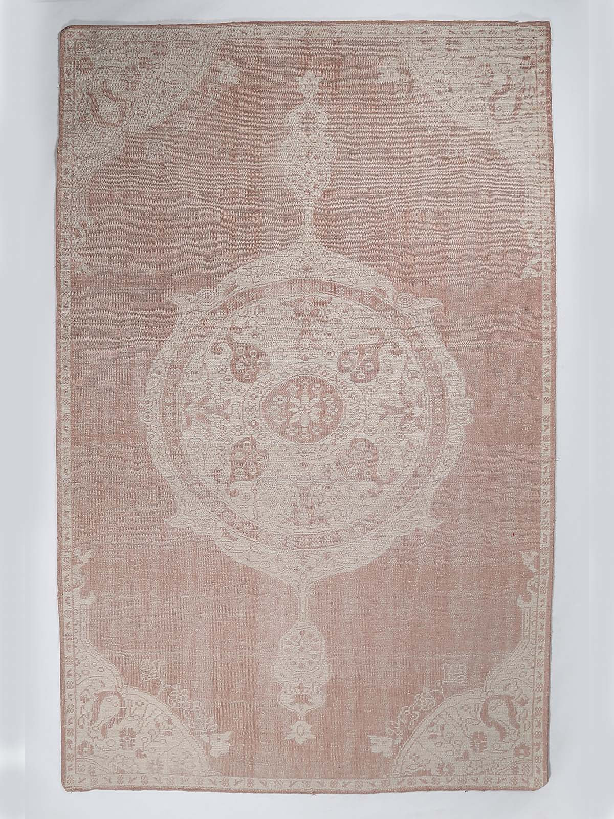 Roznava Hand Knotted Carpet